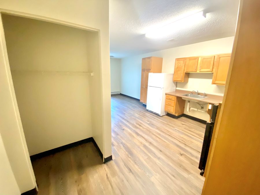 Unit ktichen and coat closet